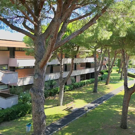 Isa-studio 3 Beds In With Swimming-pool Bed And Bath Linen Included Marina Di Bibbona